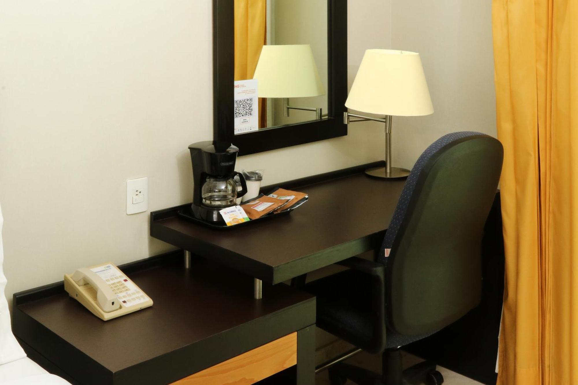 Holiday Inn Express Ciudad Del Carmen By Ihg Exterior photo